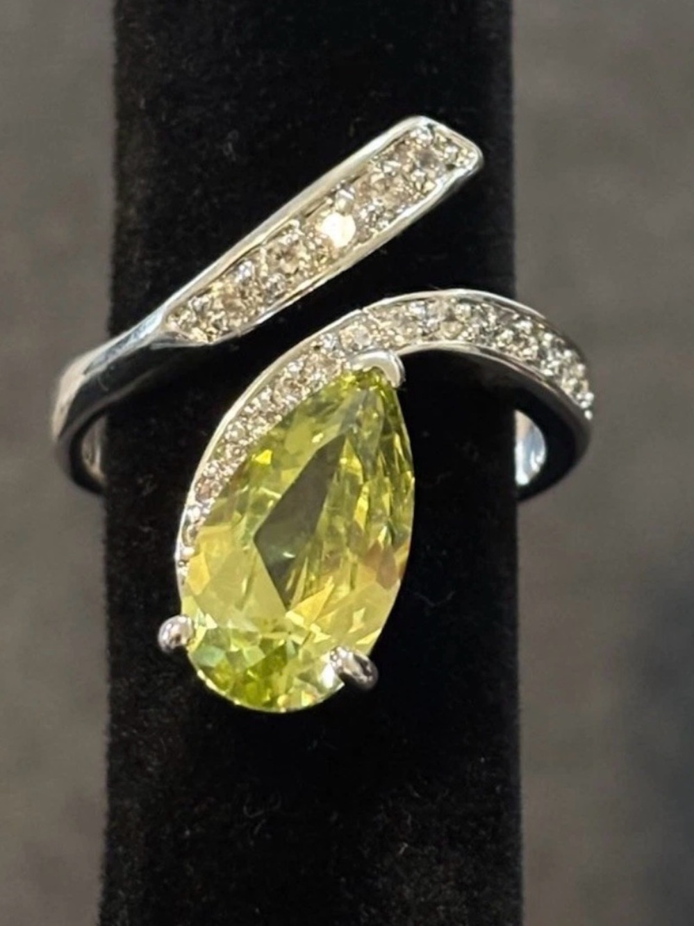 Silver Teardrop Peridot Gemstone Ring Size 11 with Pavé Accented Band
